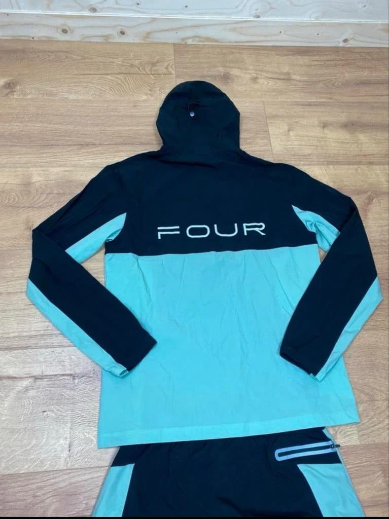 Four Amsterdam Trainingspak XXL - Zo goed als nieuw, Kleding | Heren, Sportkleding, Overige kleuren, Nieuw, Overige maten, Ophalen of Verzenden