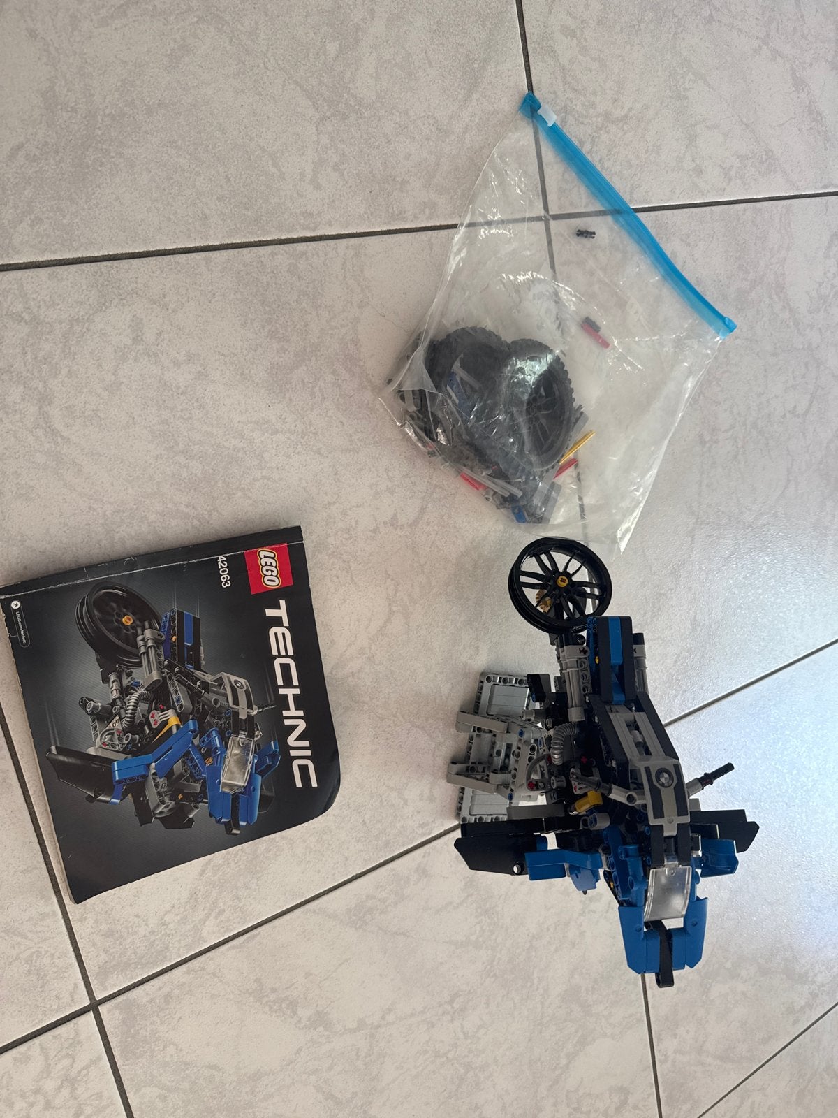 LEGO Technic 42063 BMW R 1200 GS Adventure, Ophalen, Zo goed als nieuw, Overige merken