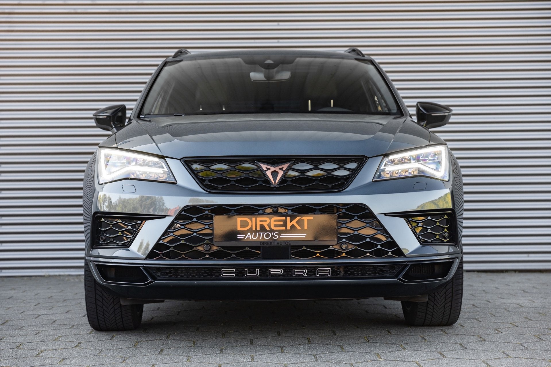 CUPRA Ateca 2.0 TSI 4DRIVE PANO BEATS VIRTUAL TREKHAAK, Auto's, Cupra, Automaat, Automatische klimaatregeling, Gebruikt, Zwart