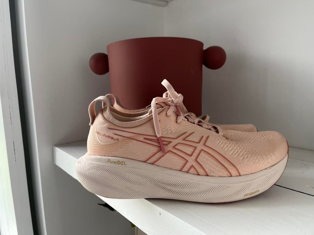 Asics gel nimbus 25 roze z.g.a.n. Maat 39.5, Ophalen of Verzenden, Zo goed als nieuw, Roze, Sneakers of Gympen