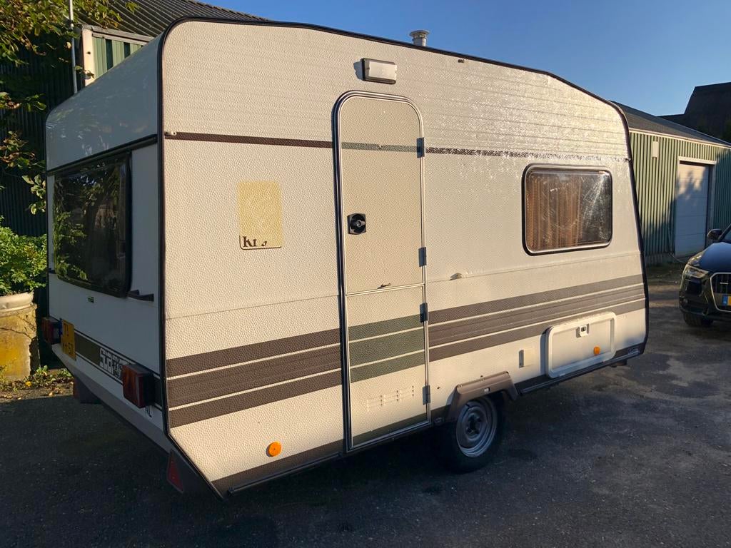 Knaus Caravan 1986 - Compact en Compleet voor 3 Personen, Kachel, Tot en met 3, Particulier, 500 - 750 kg