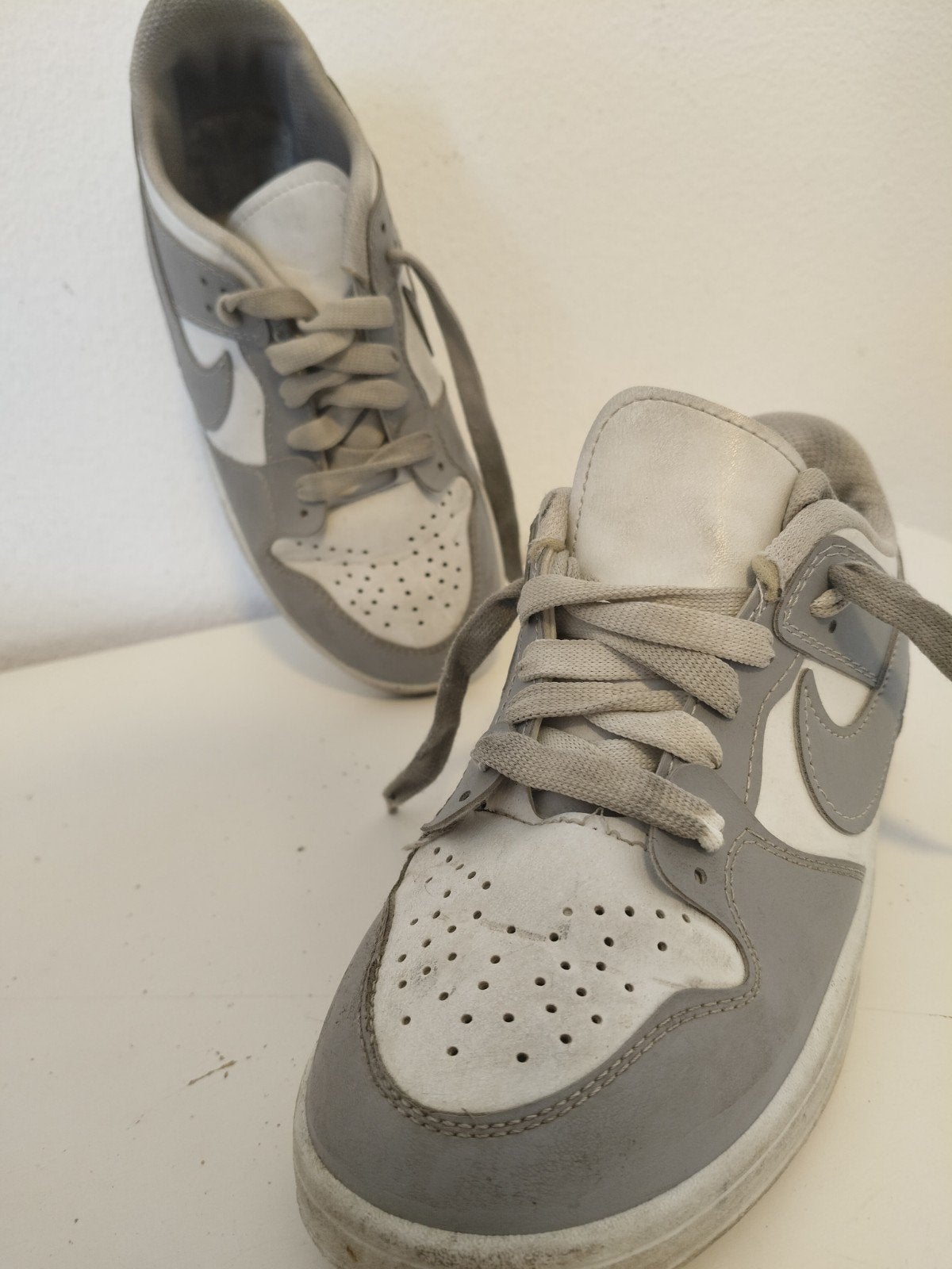 Nike sneakers maat 36 - grijs/wit, Nike, Ophalen of Verzenden, Sneakers of Gympen, Grijs
