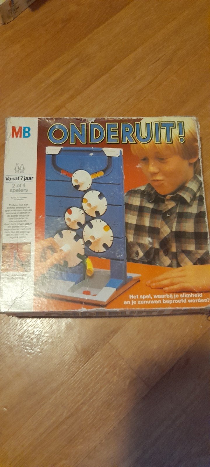 MB Onderuit! Bordspel - Slimheid en Zenuwen, Hobby en Vrije tijd, Gezelschapsspellen | Bordspellen, Een of twee spelers, Ophalen of Verzenden