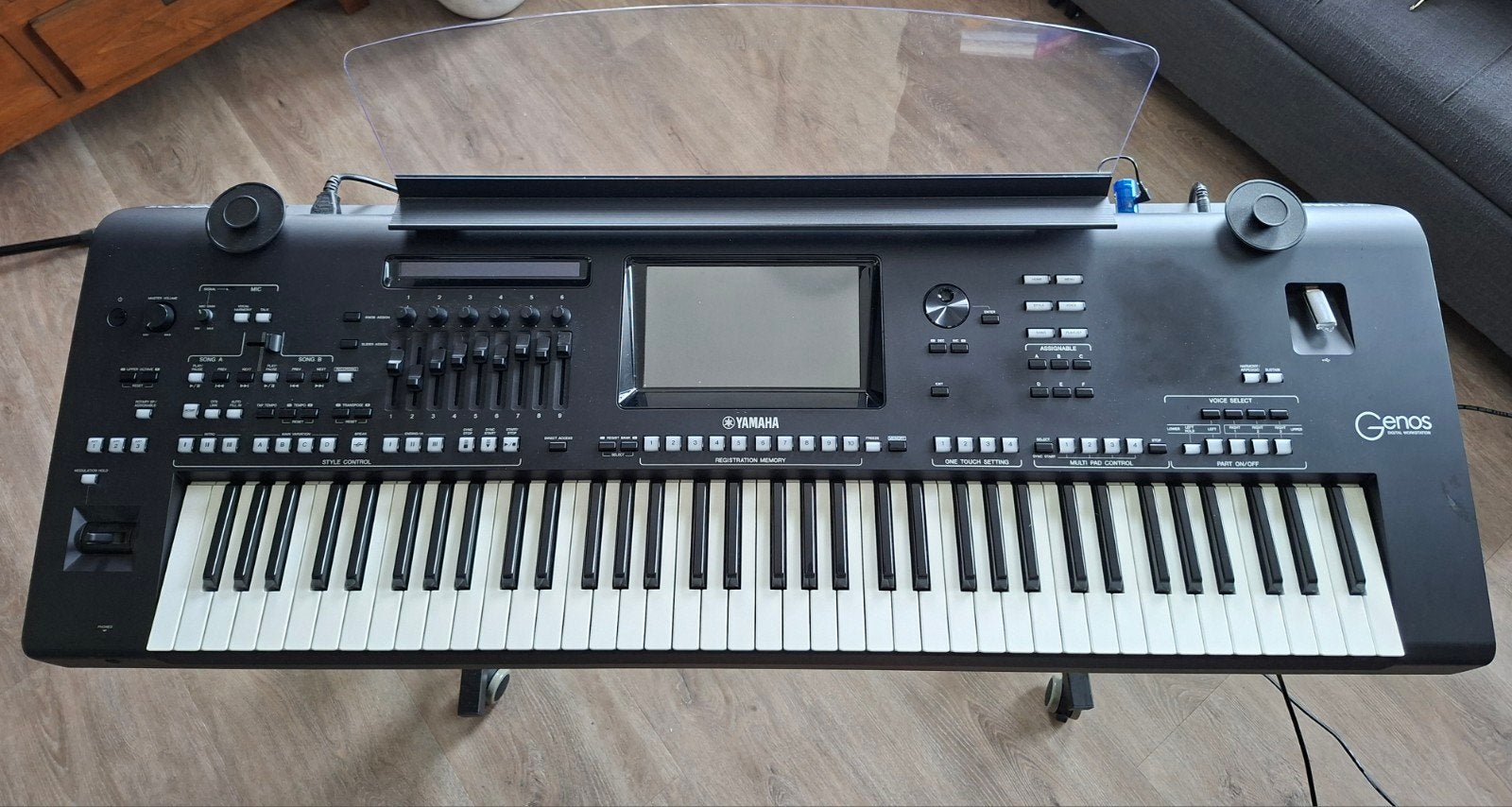 Yamaha Genos 1 Workstation Keyboard - Zo goed als nieuw, Ophalen, Yamaha, Zo goed als nieuw, Met standaard