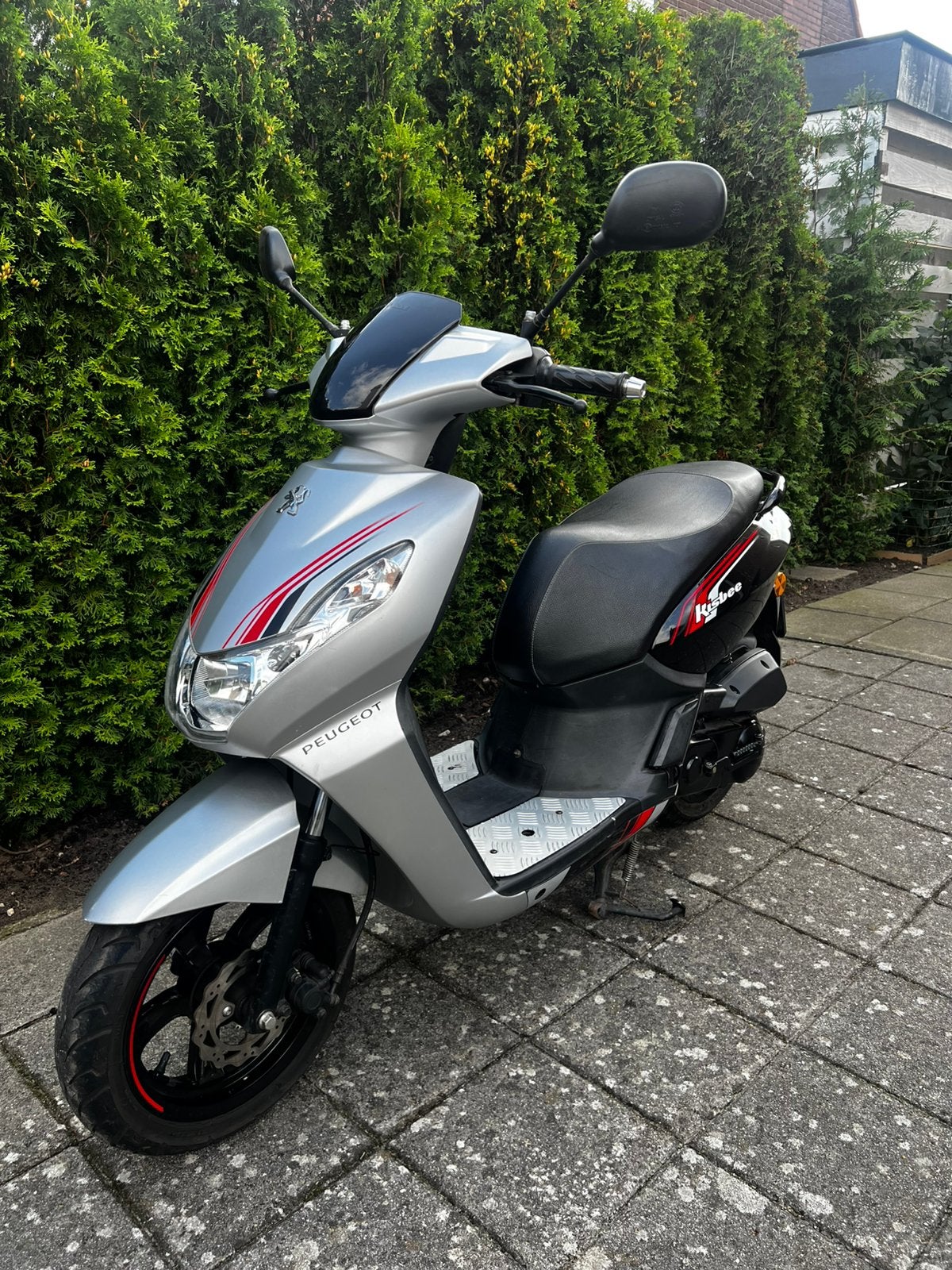 Peugeot Kisbee RS – 2017 – slechts 8.518 km – geel kenteken, Fietsen en Brommers, Ophalen, Overige modellen, Maximaal 45 km/u