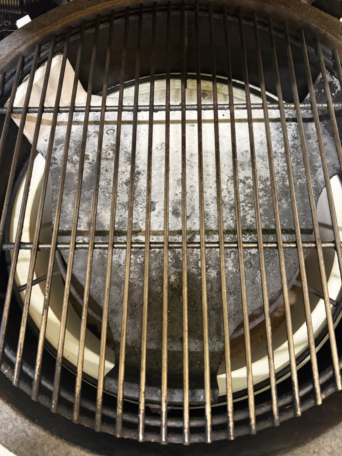 Foto 10 van Big Green Egg Large – zeldzame zijtafel plus accessoires