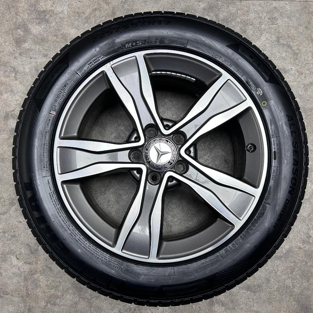 mooie 17 inch originele velgen + banden Mercedes Vito Viano, Auto-onderdelen, Banden en Velgen, Velg(en), 17 inch, Ophalen of Verzenden
