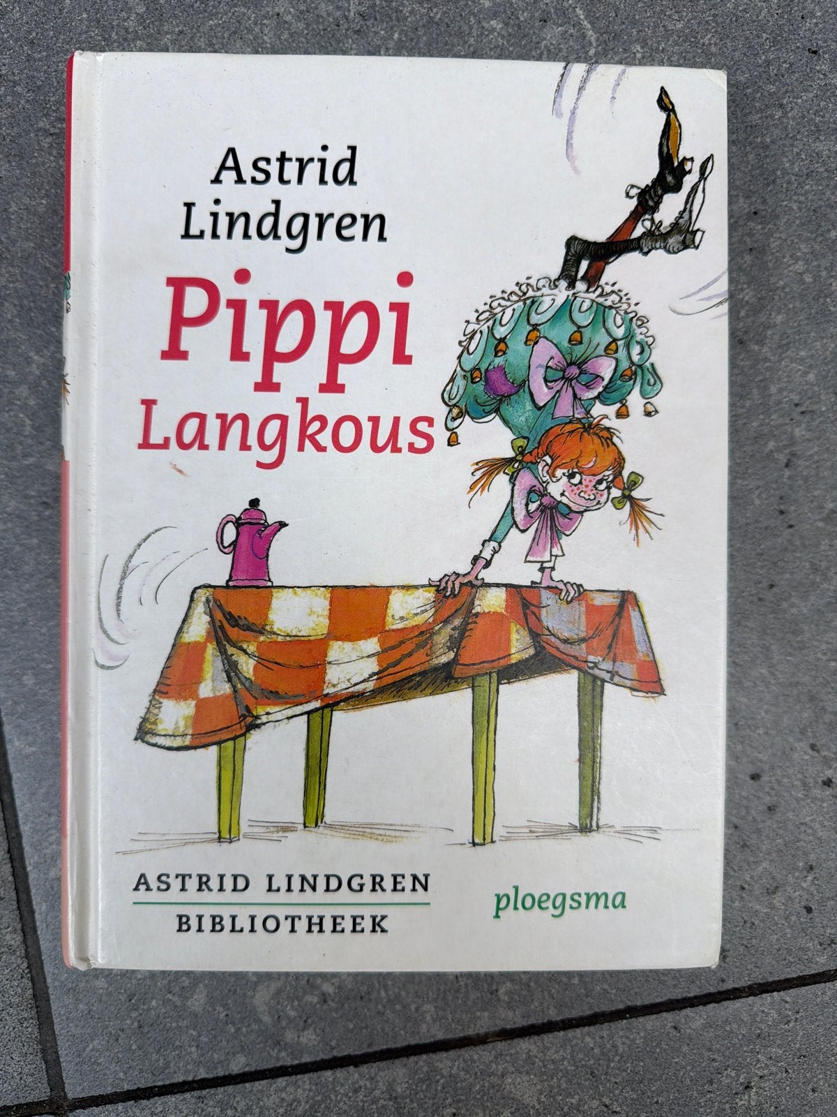 Pippi Langkous - Astrid Lindgren (Ploegsma), Ophalen of Verzenden, Gelezen, Fictie algemeen