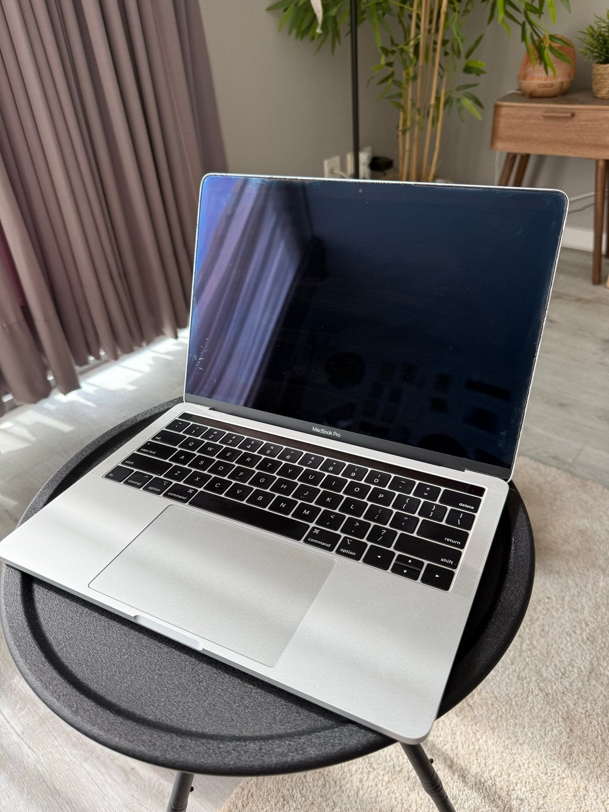 MacBook Pro 13-inch (2019), Computers en Software, Gebruikt, Qwerty, 13 inch, Minder dan 2 Ghz