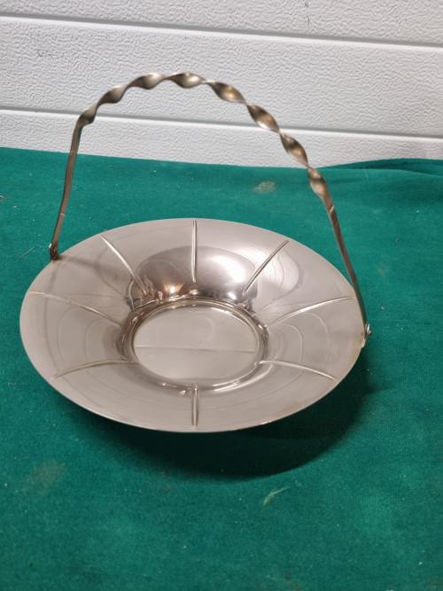 Bonbon schaal met hengsel gedraaid, Ophalen of Verzenden, 'T Olde Gre-j, Info@toldegrej.nl, Endepoelstraat 20f Didam