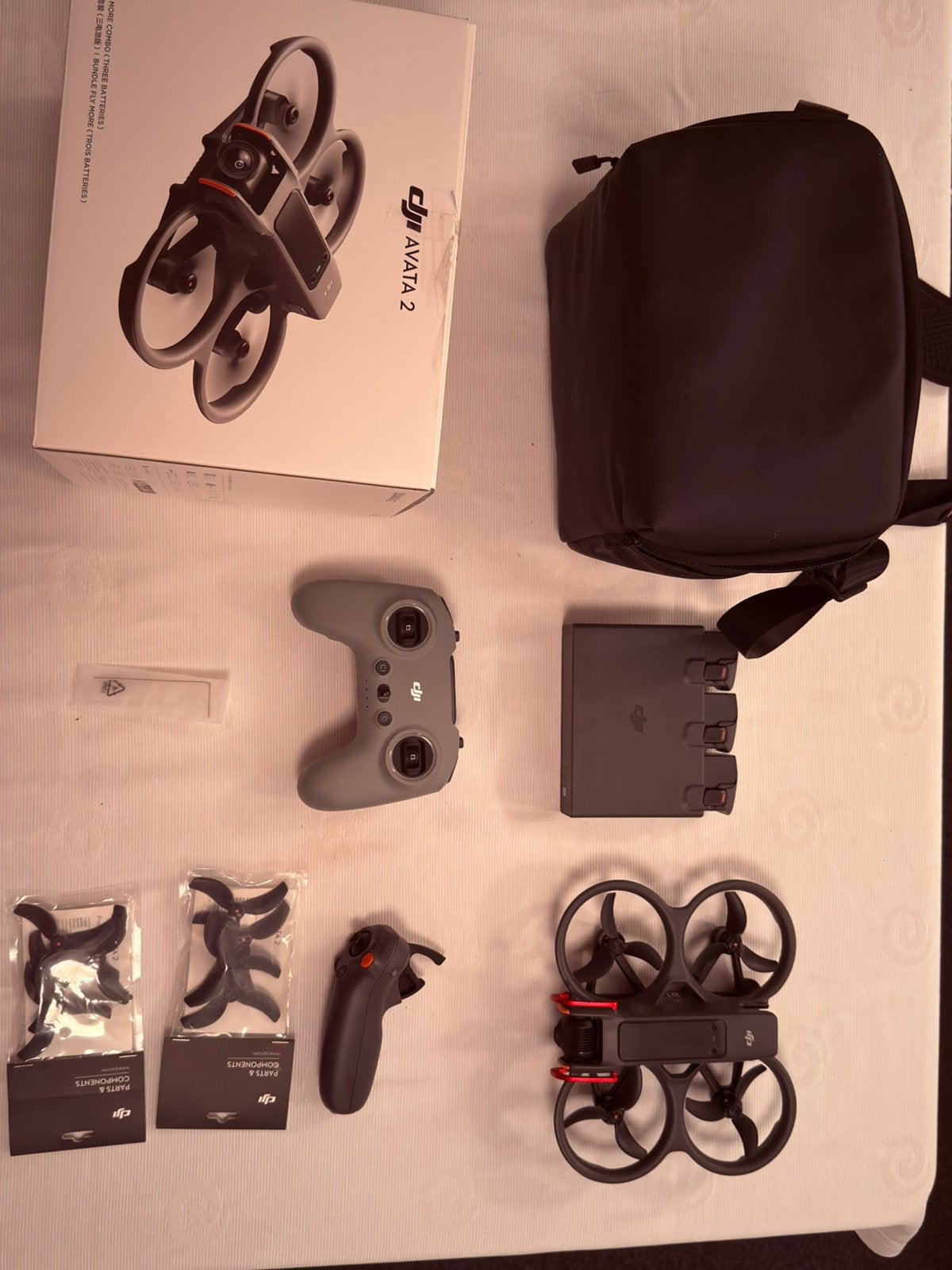 Dji Avata 2. Fly more combo. Zonder goggles, Ophalen of Verzenden, Zo goed als nieuw