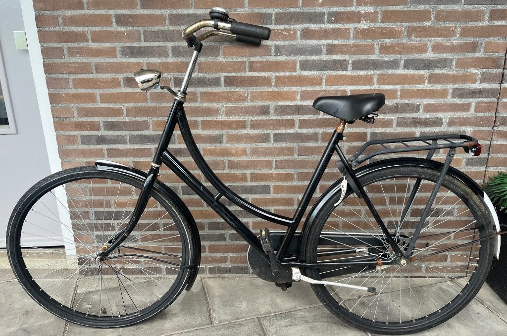 Omafiets zwart met terugtraprem slot verlichting oma fiets, Fietsen en Brommers, 53 tot 56 cm, Ophalen, Zo goed als nieuw, Terugtraprem