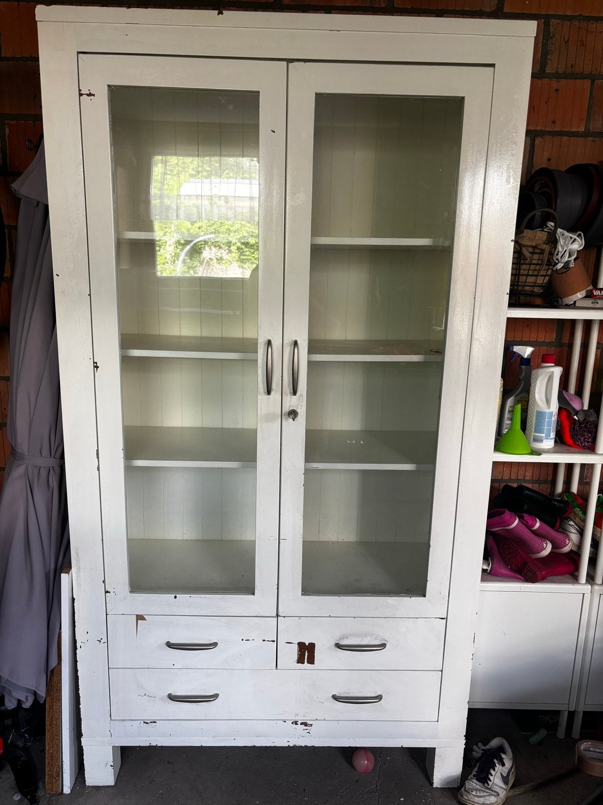 Kast met glazen deuren en lades - opknapper, Ophalen, Gebruikt, 100 tot 150 cm, Met lade(s)