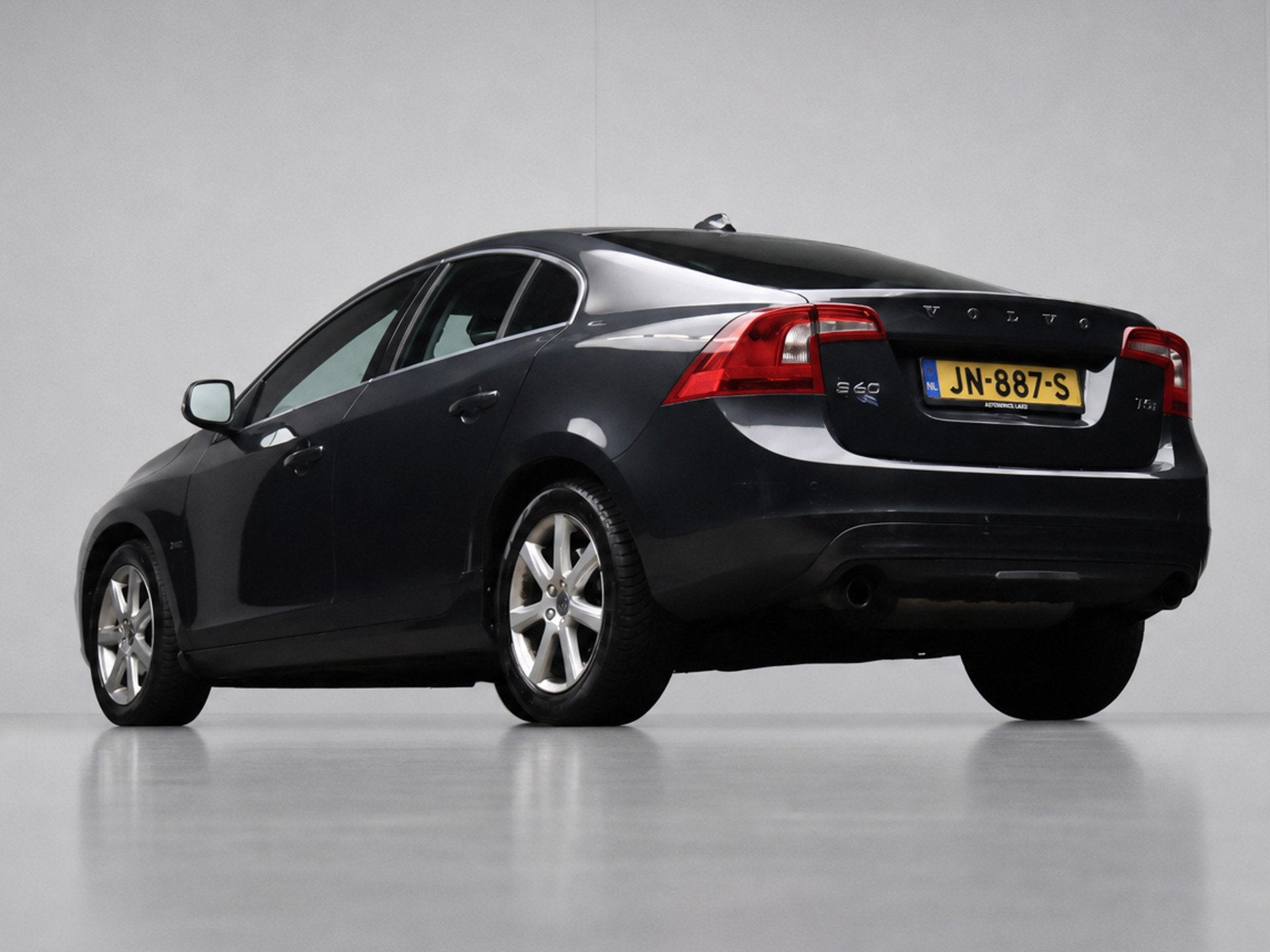 Volvo S60 2.0 T3 Summum Sport (NAVI,LEDER,LED,CRUISE,TREKHAA, Auto's, Voorwielaandrijving, Euro 6, 4 cilinders, 1969 cc