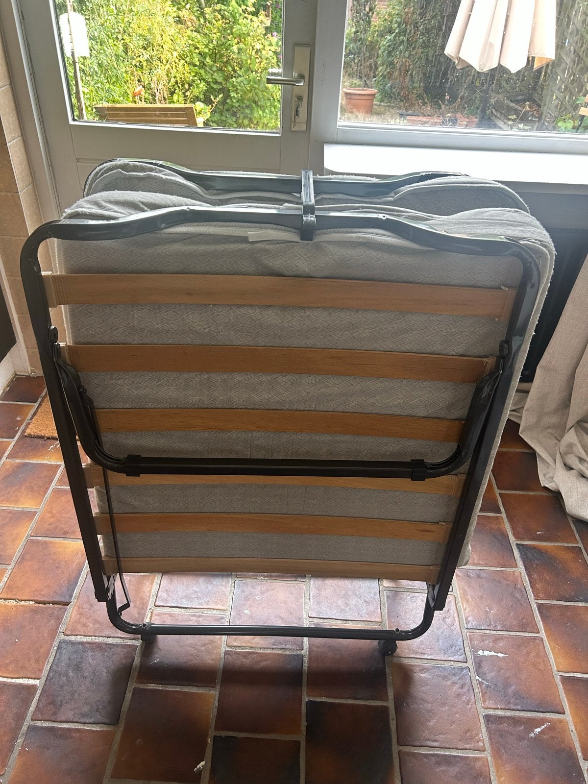 Vouwbed / opklapbaar logeerbed met matras en afdekhoes, Ophalen, Eenpersoons, 80 cm, 200 cm