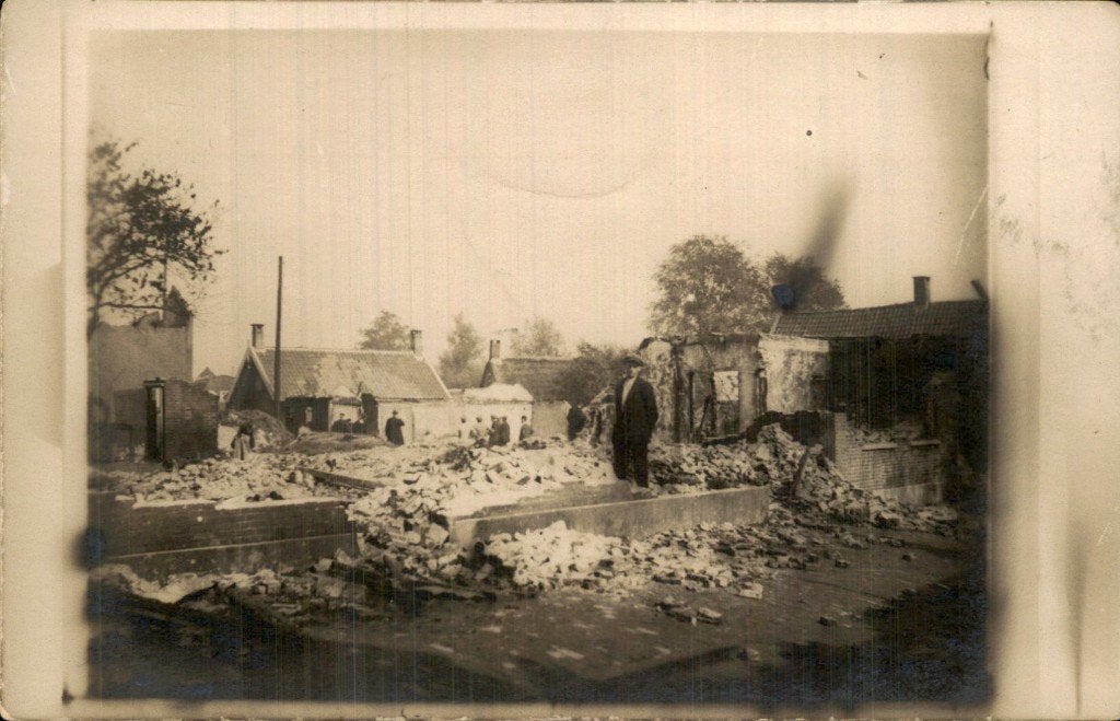 Bergambacht - Fotokaart - Brand 1, Verzamelen, Ansichtkaarten | Nederland, Ophalen of Verzenden, Voor 1920, Ongelopen, Zuid-Holland