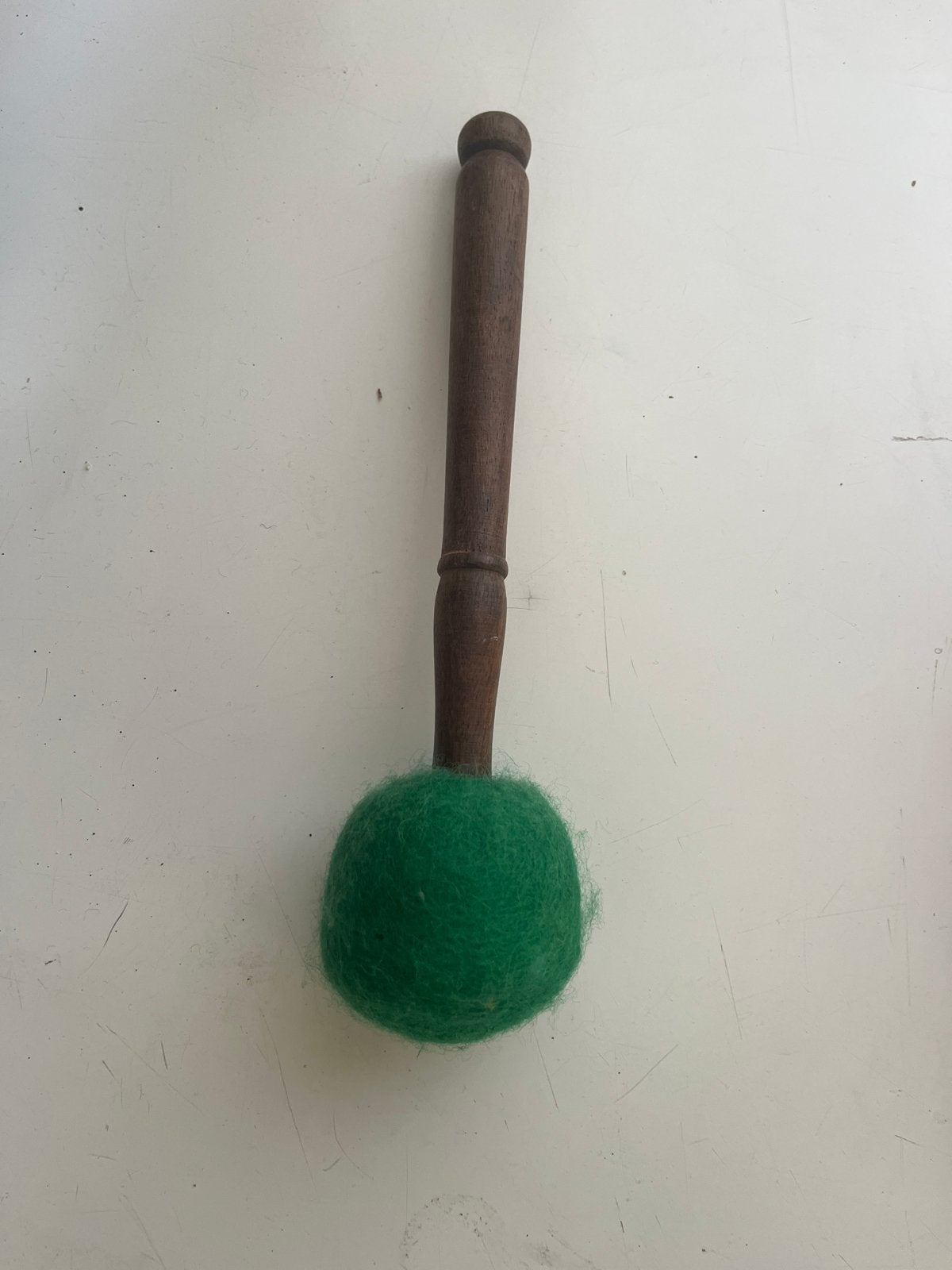 Houten Klankschaalklopper met Groene Vilten Kop, Muziek en Instrumenten, Ophalen of Verzenden, Zo goed als nieuw, Overige soorten