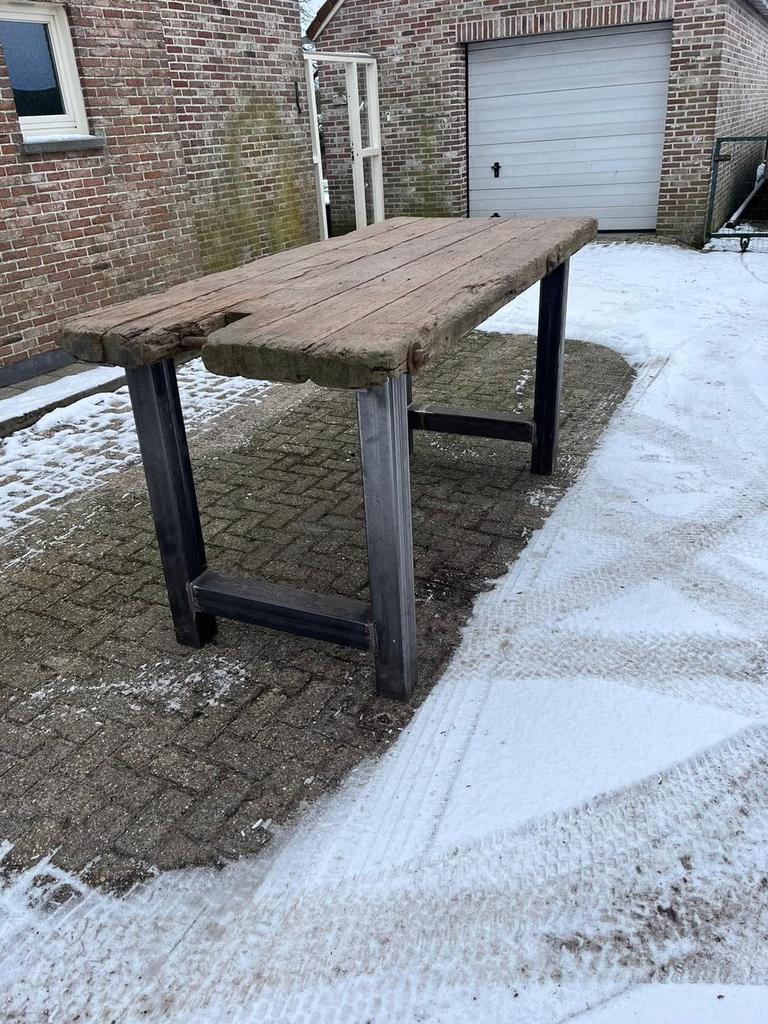 Tuintafels/ binnen tafels gemaakt van dragline schot, Ophalen, Zo goed als nieuw