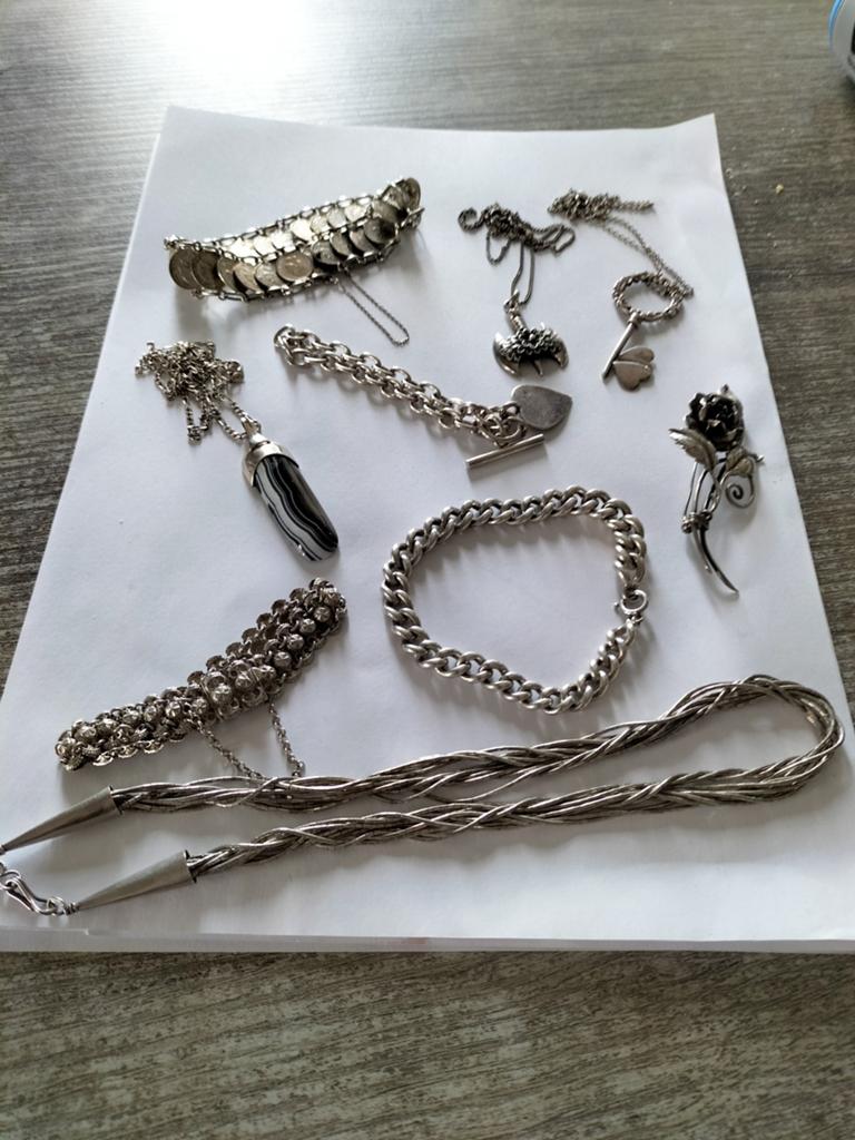 Lot antieke zilveren sieraden., Verzenden, Zilver