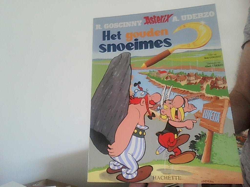 asterix nr 2 het gouden snoeimes hachette uit 2002, Eén stripboek, Ophalen of Verzenden, Zo goed als nieuw