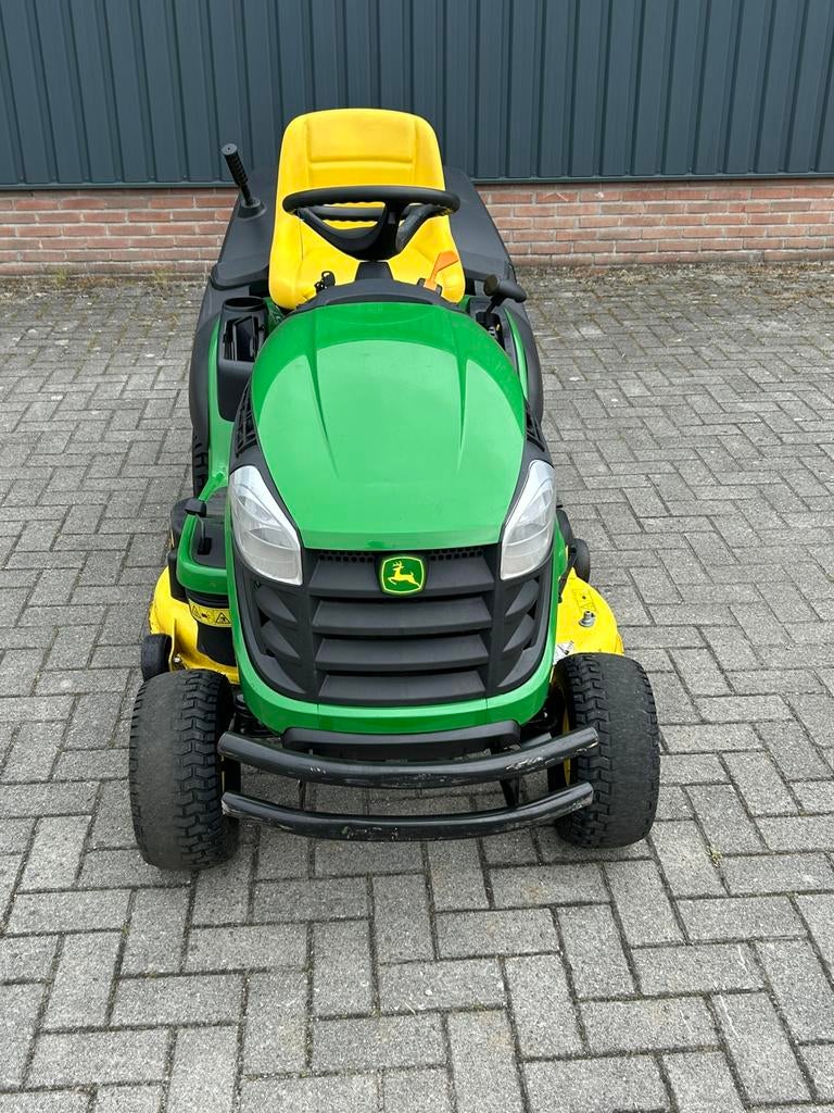 John Deer X166R, Tuin en Terras, Grasmaaiers, Gebruikt, 50 cm of meer, Opvangbak, Ophalen