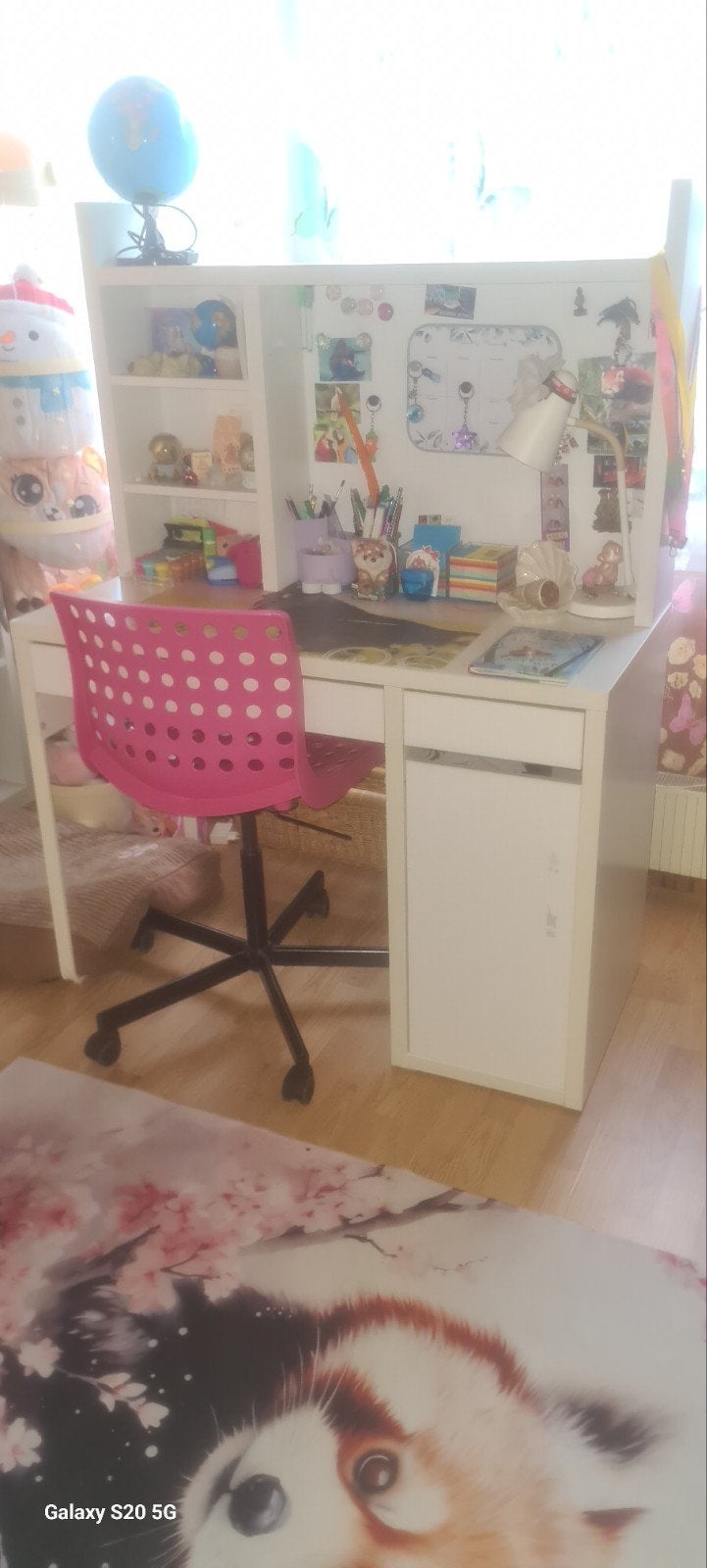 MICKE Ikea Bureau, Huis en Inrichting, Ophalen