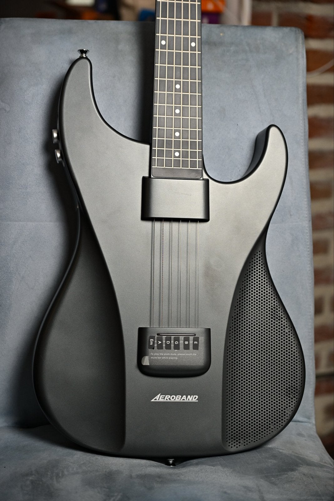 AeroBand Smart Gitaar: MIDI, 9 Geluiden, Draagbaar, Muziek en Instrumenten, Verzenden, Nieuw, Solid body, Overige merken