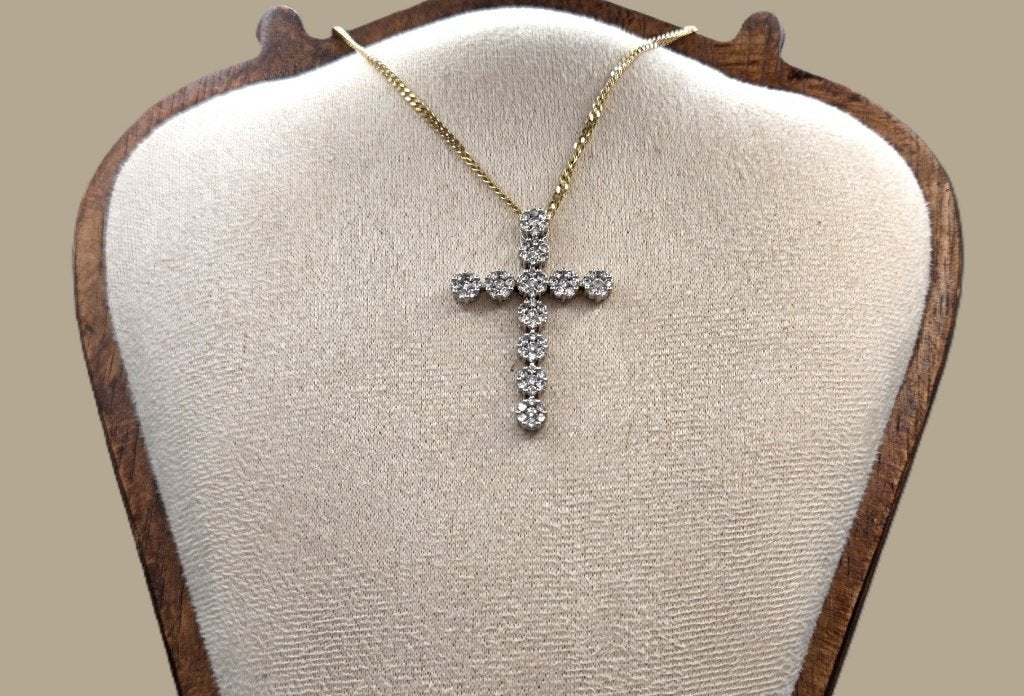 Gouden Vintage kruisje met diamanten. Ca: 0.80 ct. 2026/444, Sieraden, Tassen en Uiterlijk, Kettinghangers, ., Ophalen of Verzenden