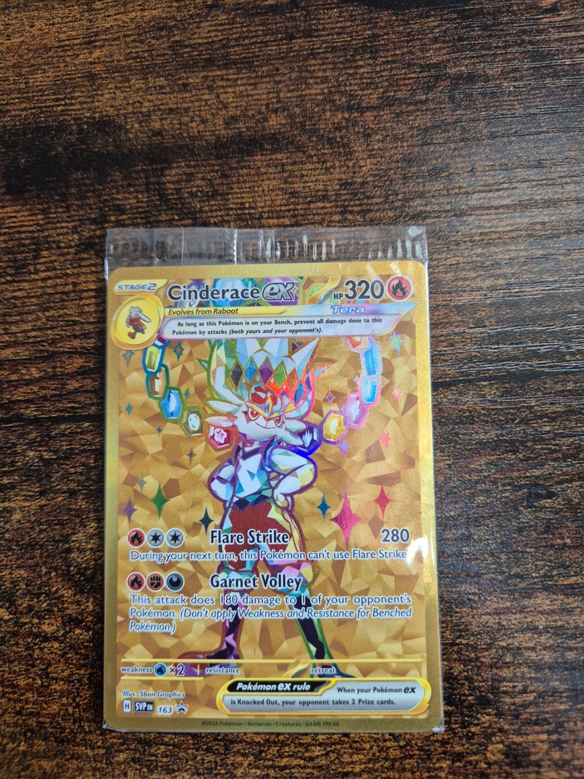 Cinderace VMAX Gold Secret Rare Pokémon Kaart, Ophalen of Verzenden, Zo goed als nieuw, Losse kaart, Foil