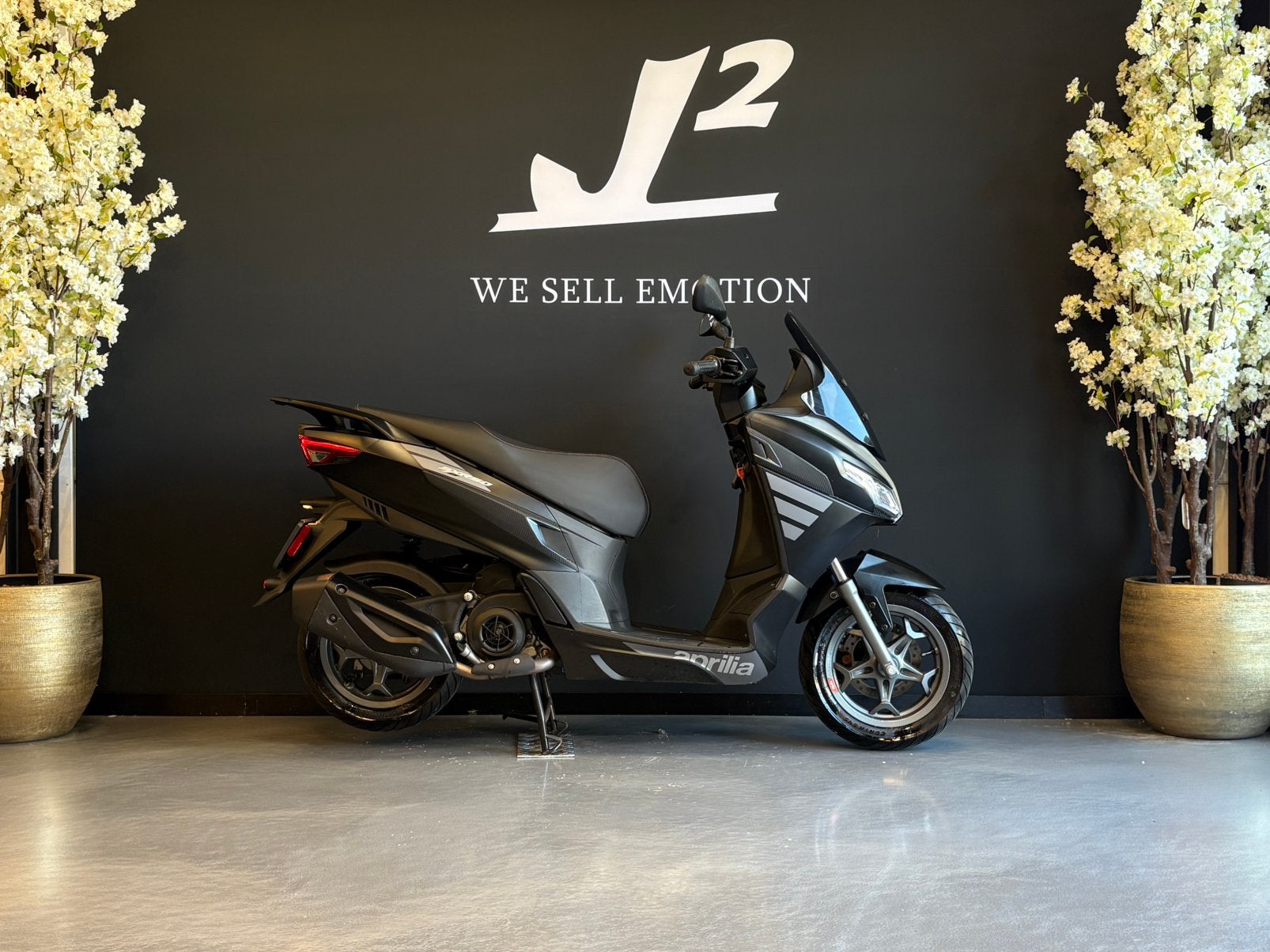 Aprilia SXR 50 | Mat Zwart | Brom | 2026 | 1052 km | 1 eig, Fietsen en Brommers, Scooters | Aprilia, Overige modellen, ., Maximaal 45 km/u