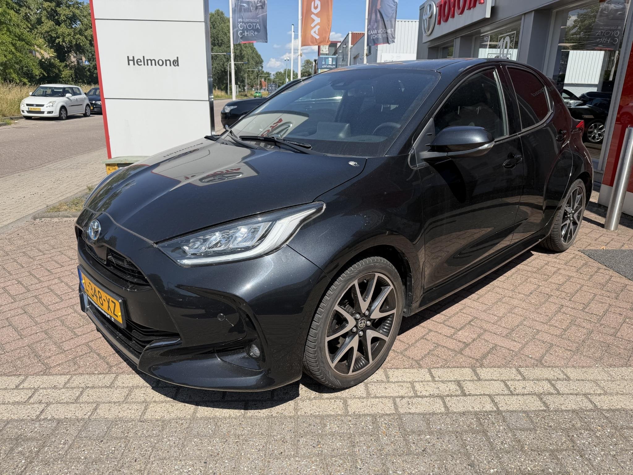 Toyota Yaris 1.5 Hybrid Executive, Gebruikt, Euro 6, Bedrijf, Hybride Elektrisch/Benzine