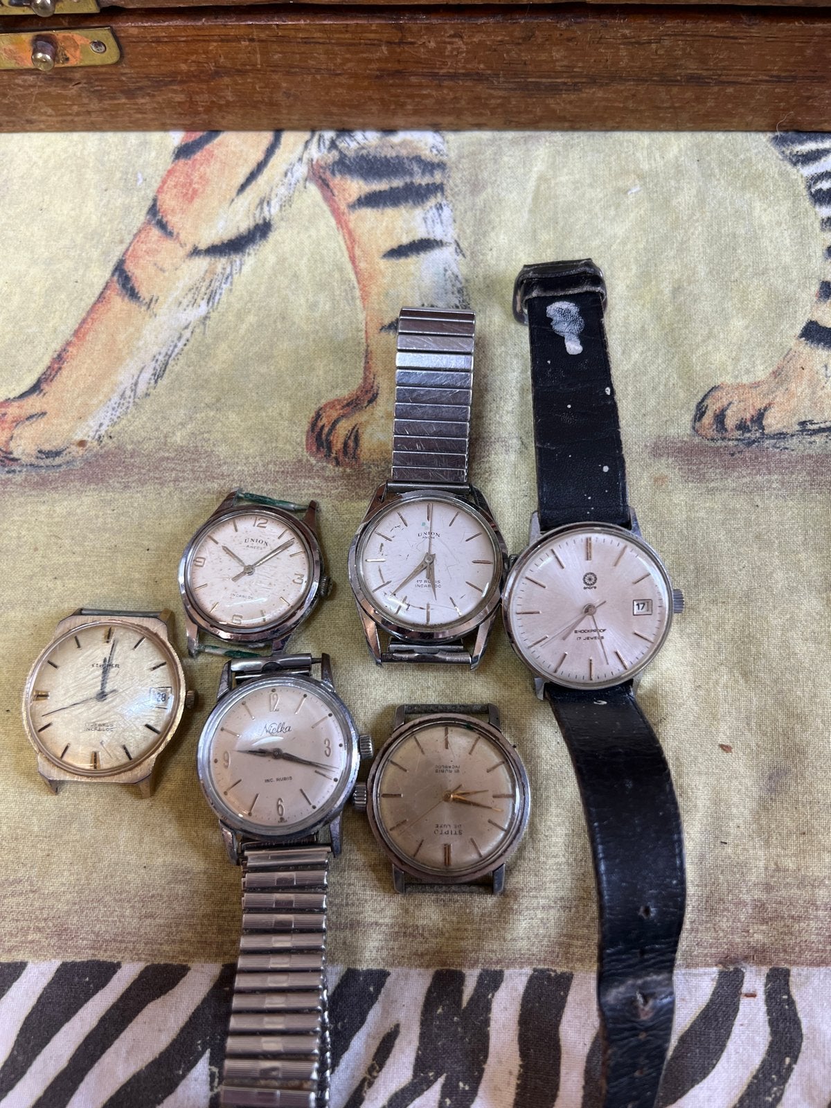 Kavel van 6 vintage polshorloges - diverse merken, Sieraden, Tassen en Uiterlijk, Overige merken, Staal, Met bandje, Polshorloge