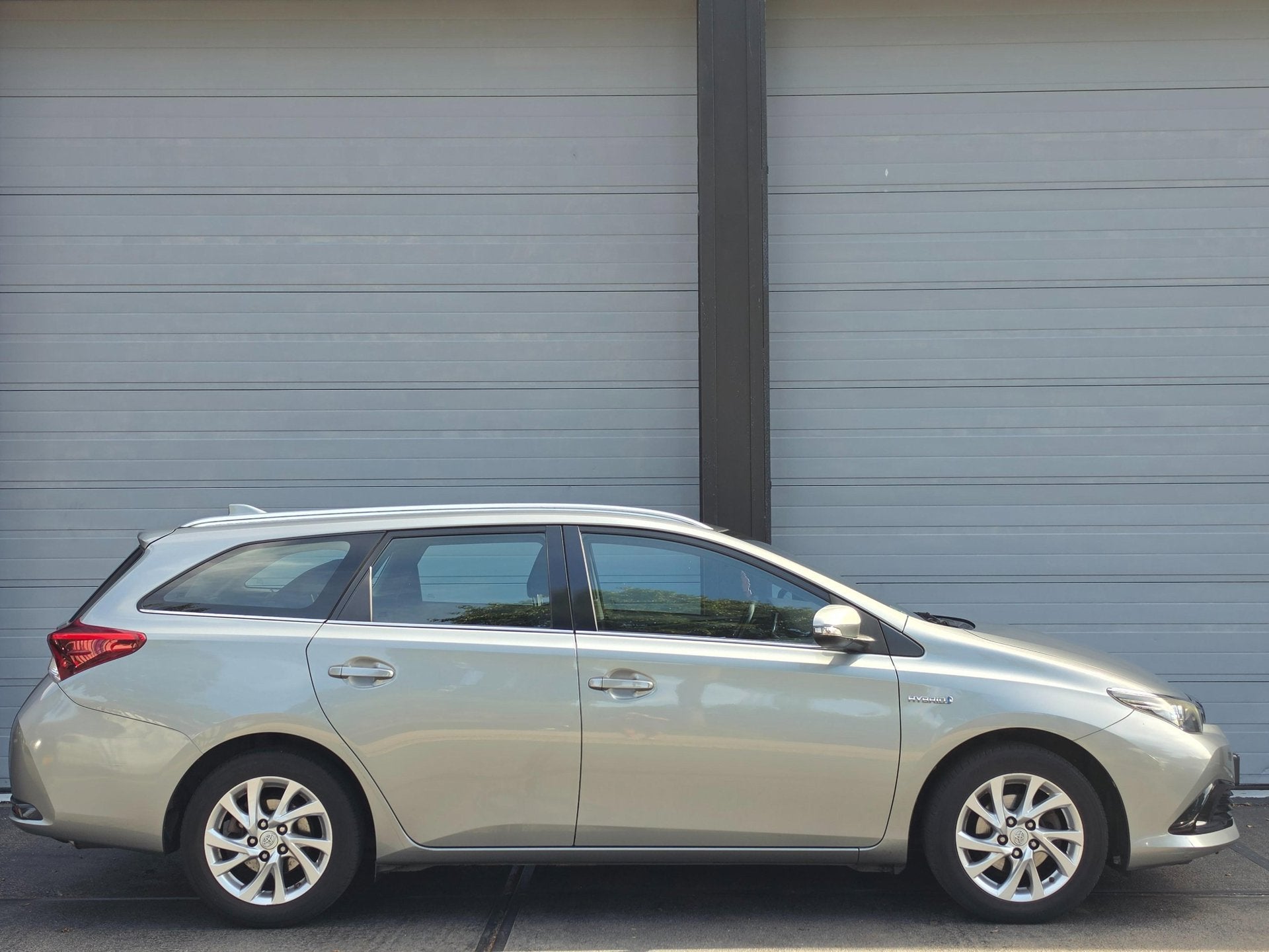 Toyota Auris Touring Sports 1.8 Hybrid Aspiration automaat,, Gebruikt, Origineel Nederlands, Te koop, 66 €/maand