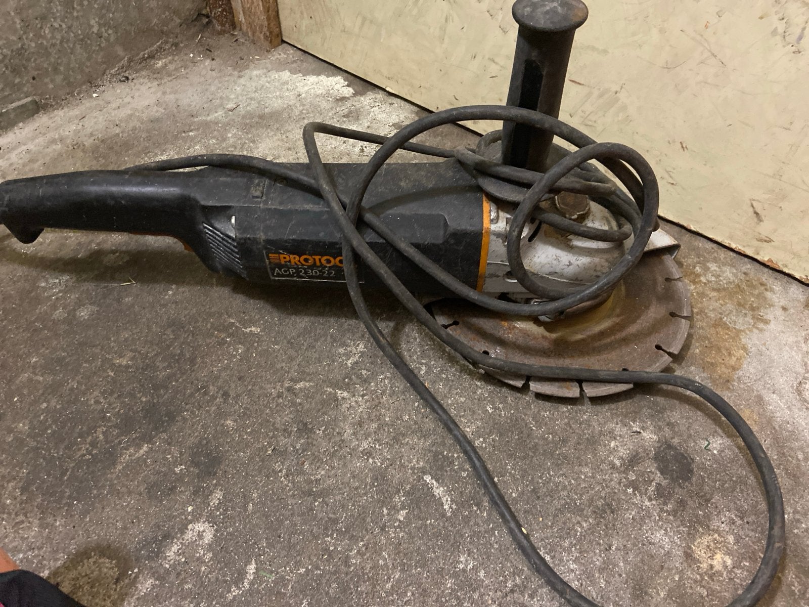 PROTOOC AGP 230-22 Haakse Slijpmachine, Doe-het-zelf en Verbouw, Ophalen of Verzenden, Gebruikt, 1000 watt of meer, Haakse handslijpmachine