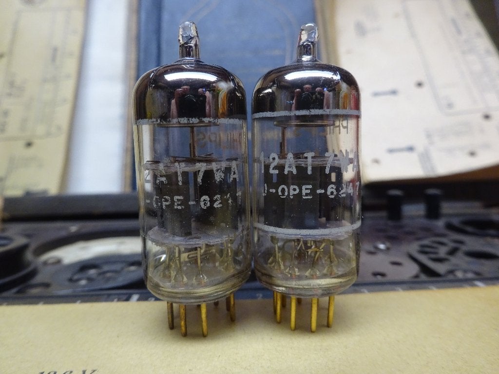 matched paartje 12AT7WA van philips / Valvo SQ ECC81 ., Ophalen of Verzenden, Versterker