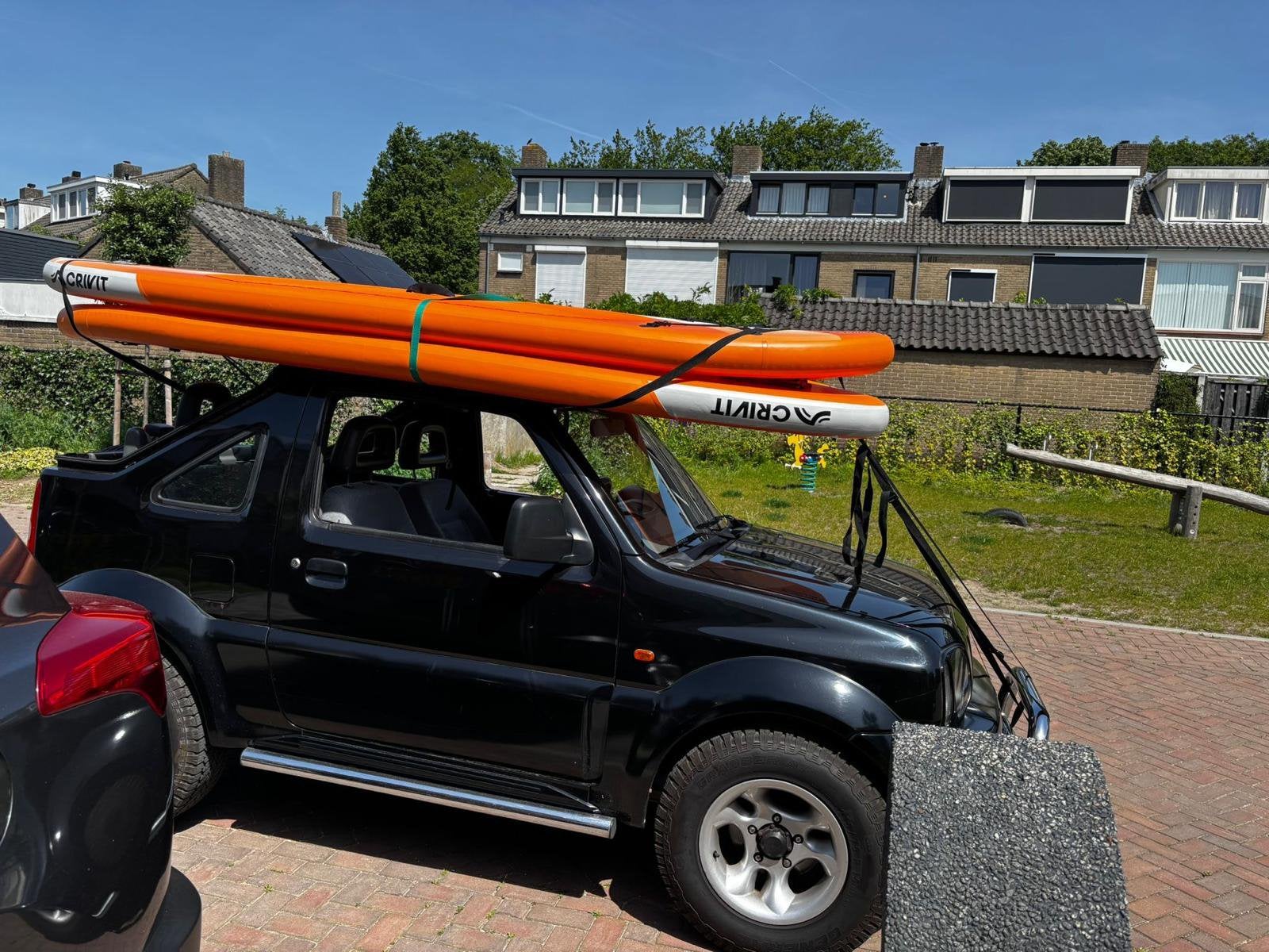Suzuki Jimny 1.3 Cabrio 4WD 2000 Zwart, Auto's, 40 €/maand, 4 cilinders, 4 stoelen, Zwart