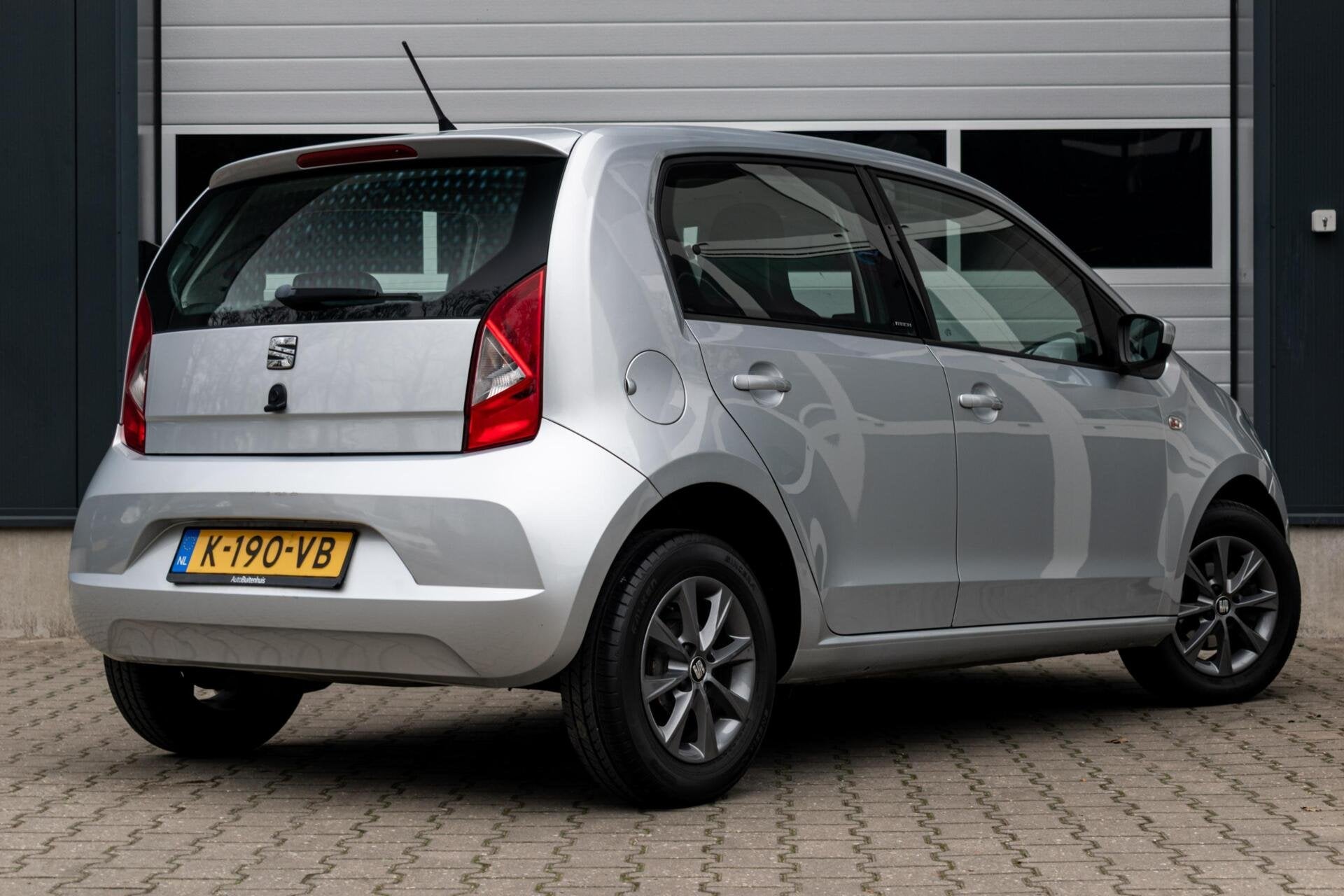 Seat Mii 1.0 Itech|NW. APK|5-DRS|NAVI|AIRCO|ELEKTRISCHE RAME, Auto's, Seat, Voorwielaandrijving, Euro 5, Start-stop-systeem, Gebruikt