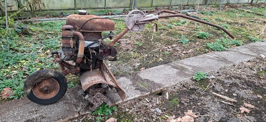 Zeldzame Motobineuse 75  jaren  '50/'60  Bieden., Doe-het-zelf en Verbouw, Ophalen