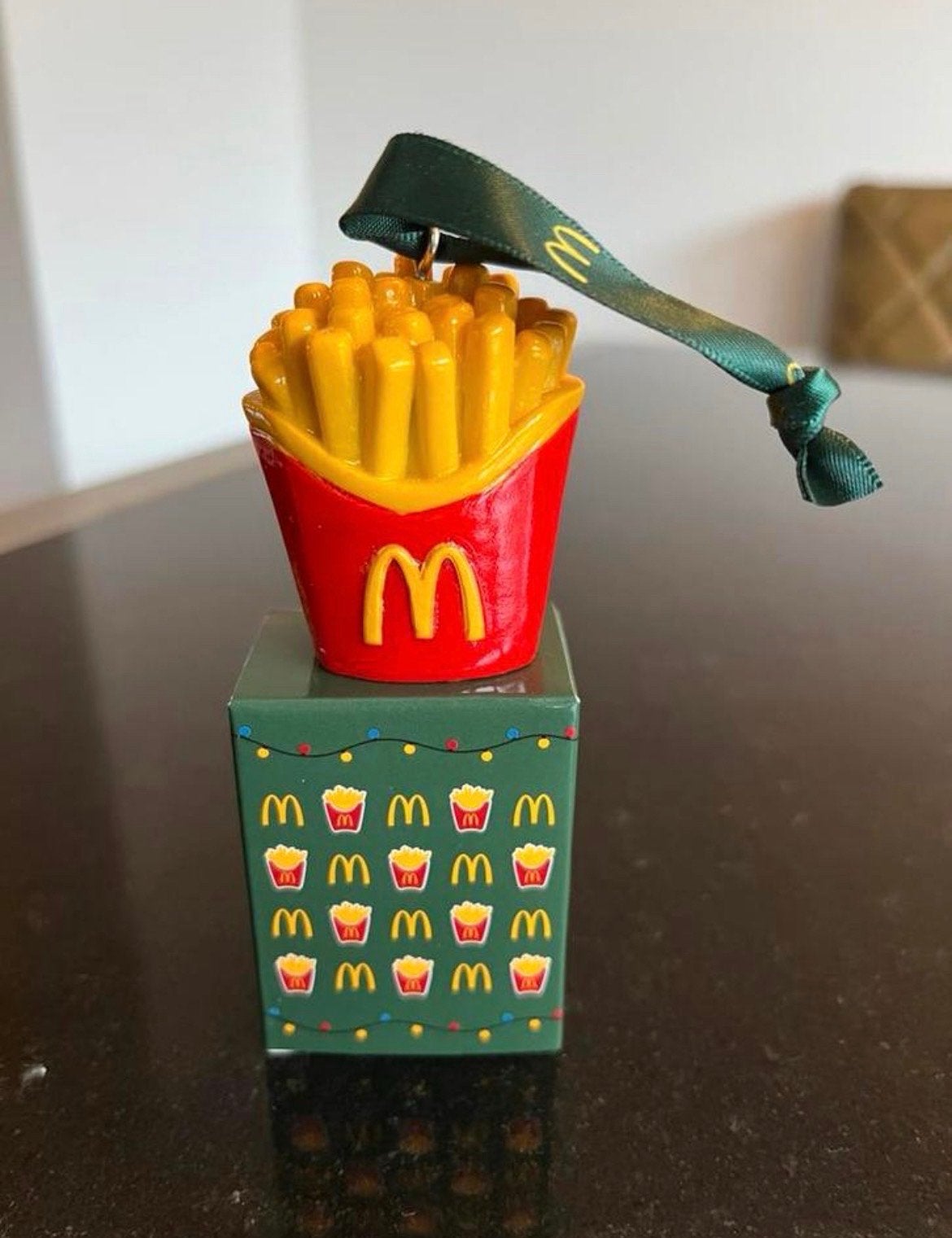 McDonald’s Kerstbal ( Frites), Ophalen of Verzenden, Nieuw