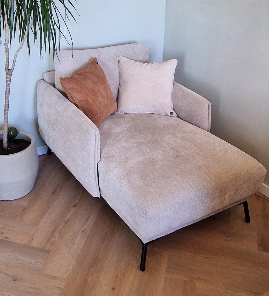 Dutchbone Harper chaise longue / design fauteuil beige, Huis en Inrichting, Eenpersoons, 125 tot 150 cm, Ophalen of Verzenden