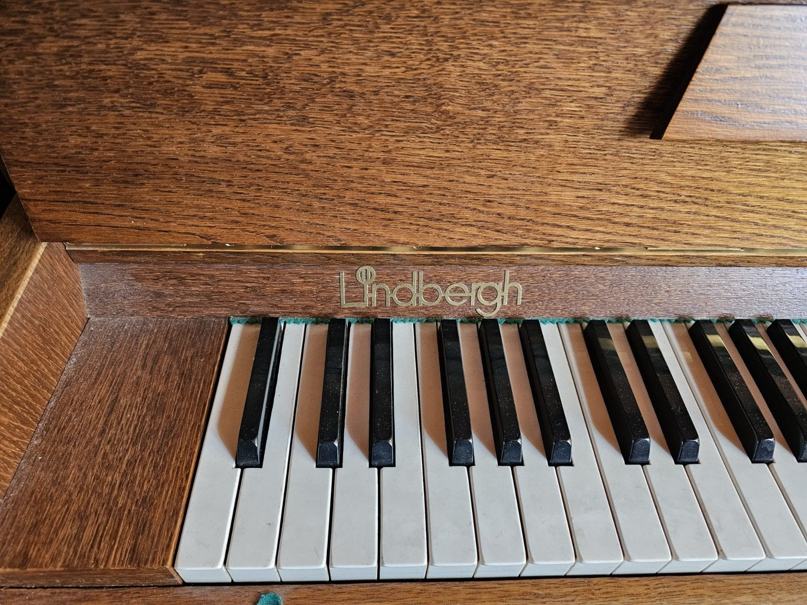Lindbergh Piano - Klassiek Houten Design, Ophalen, Gebruikt