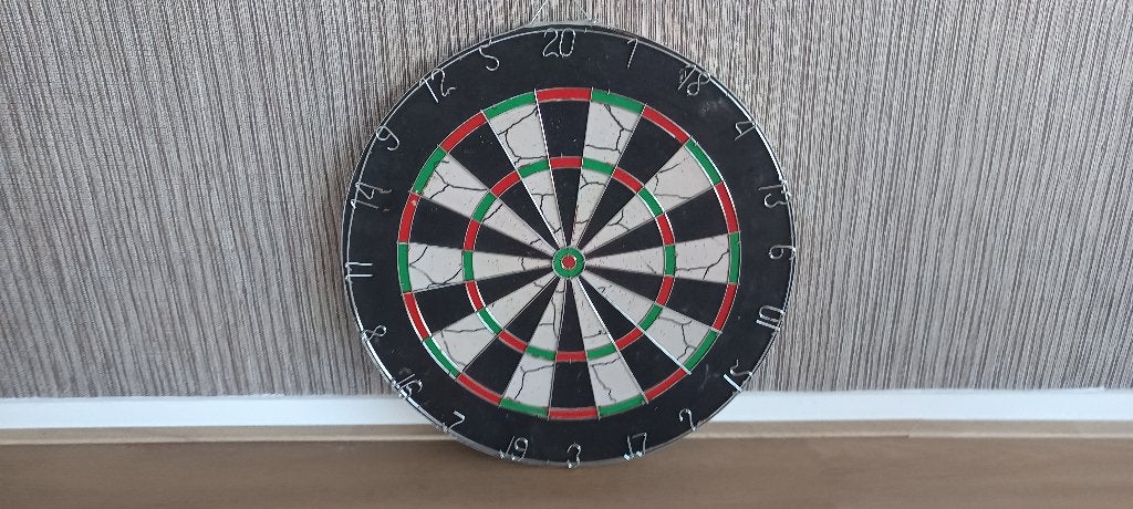 DARTBORD ALS NIEUW 15 euro, Ophalen of Verzenden, Zo goed als nieuw, Dartbord
