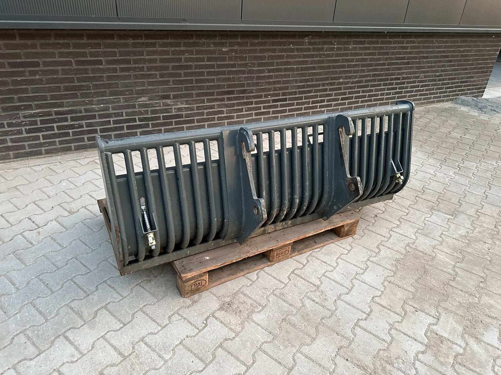 Shovel Puinbak 180cm met inlegvel - zware uitvoering, Ophalen, Wiellader of Shovel