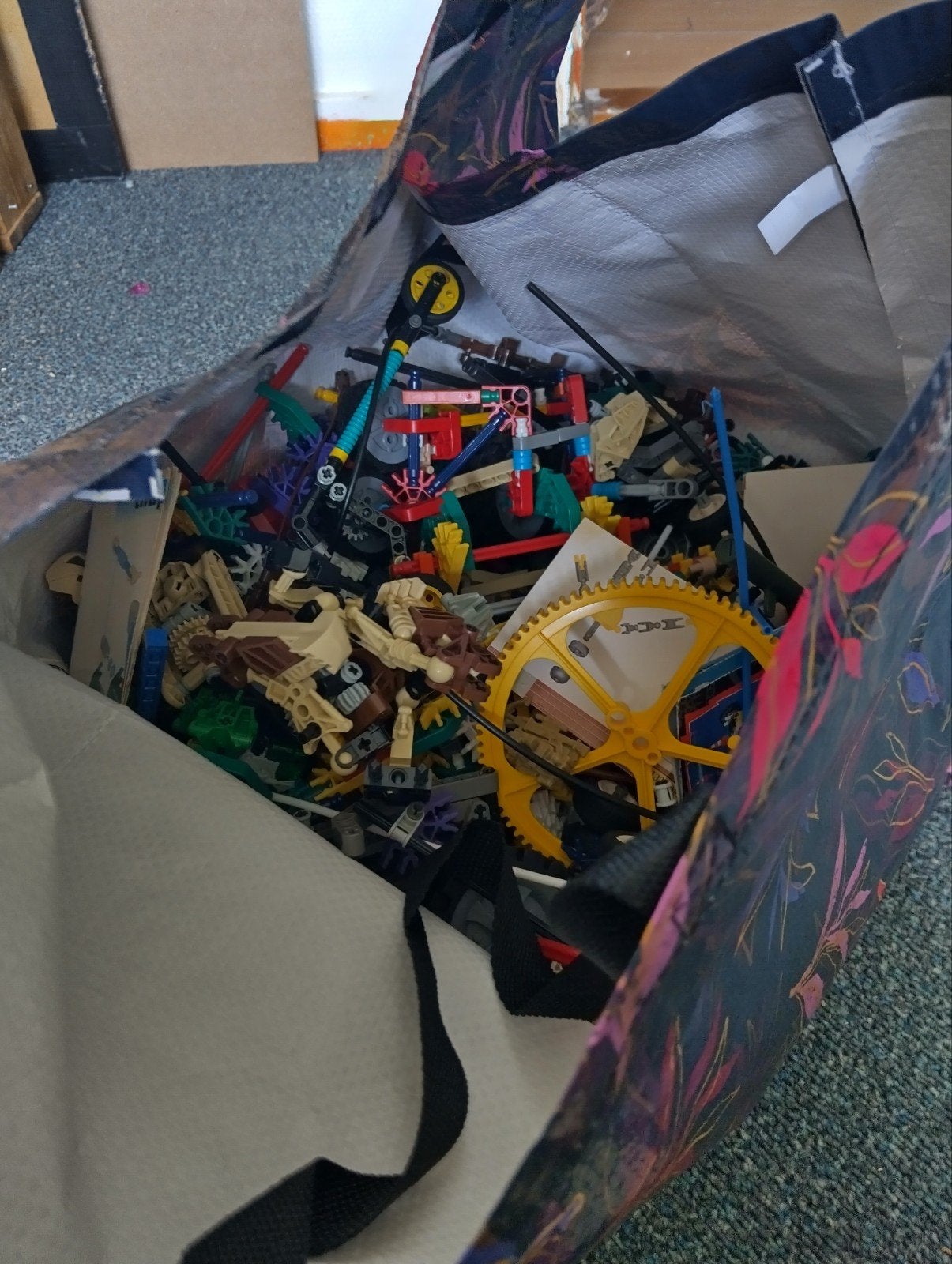 K NEx, Ophalen, Gebruikt, K'nex