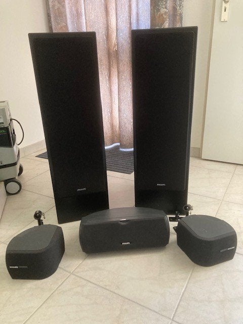 Philips surround  set (5 speakers), Audio, Tv en Foto, Luidsprekers, Ophalen, Philips, 120 tot 150 watt, Zo goed als nieuw