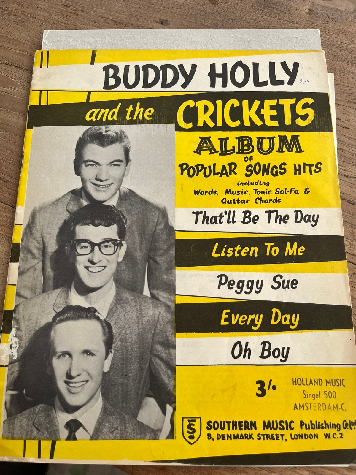 Buddy Holly & The Crickets – songbook 1957 + foto’s, Ophalen of Verzenden, Foto of Kaart