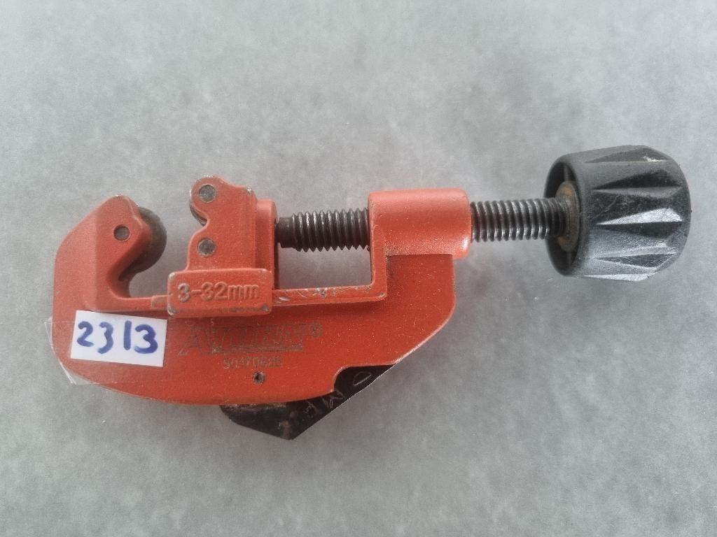 pijpen snijder, Doe-het-zelf en Verbouw, Gereedschap | Handgereedschap, Ophalen of Verzenden, Zo goed als nieuw