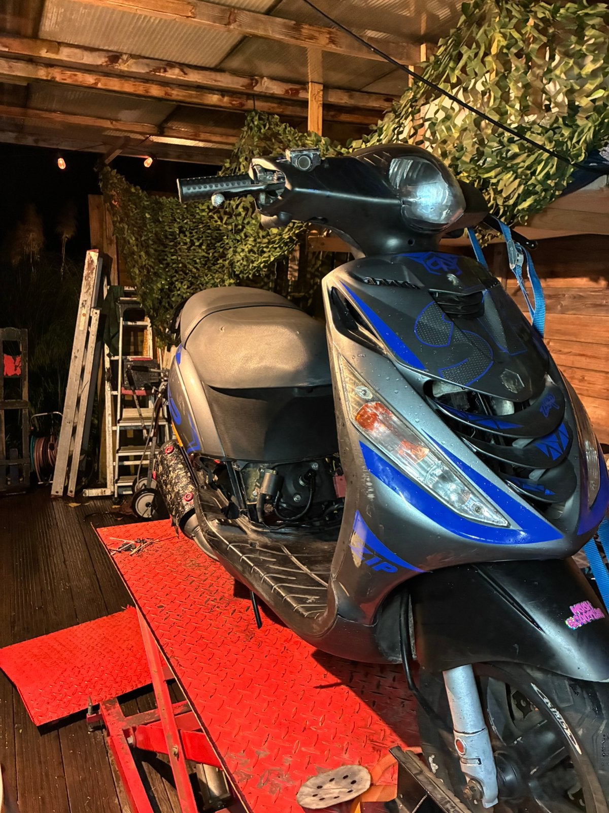 Piaggio Zip 183cc zkr blok | snor frame, Ophalen, Tweetakt, Overige modellen, Zo goed als nieuw