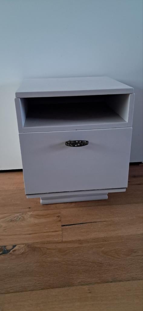 Nachtkastje Jr'30/40, Ophalen
