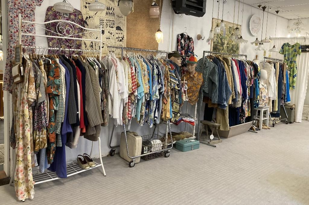 Vintage kleding & schoenen bij Warenhuis Strant in Haren, Vintage, Ophalen, Gedragen